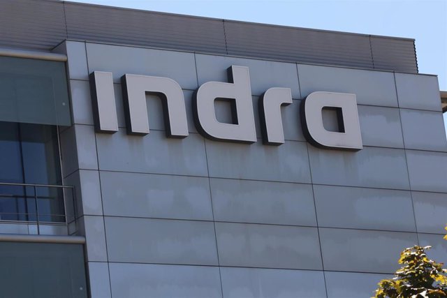 Archivo - Fachada de la sede de Indra ubicada en Madrid, (España), a 10 de septiembre de 2020. 