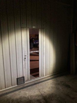 Intervención policial en una fiesta ilegal en un local de Avilés