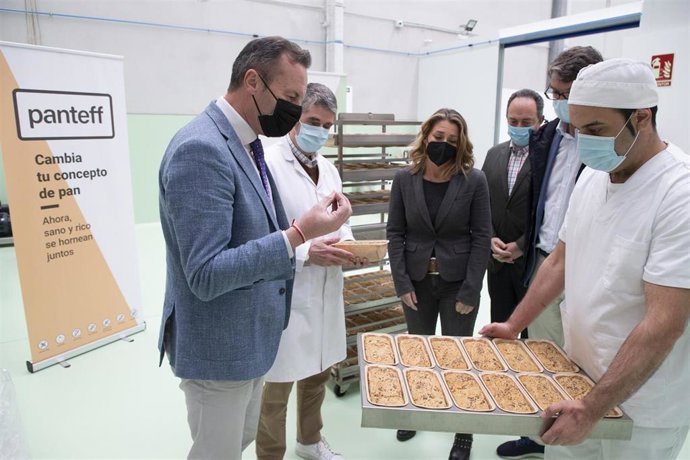 El consejero de Desarrollo Rural, Ganadería, Pesca, Alimentación y Medio Ambiente, Guillermo Blanco, visita las instalaciones de Panteff