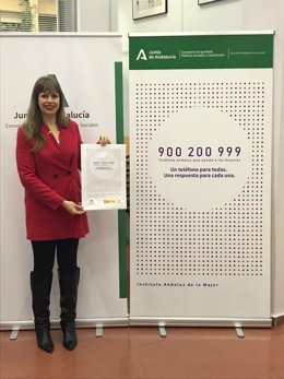 Archivo - Lourdes Arroyo, presenta la nueva imagen del teléfono 900 del IAM.