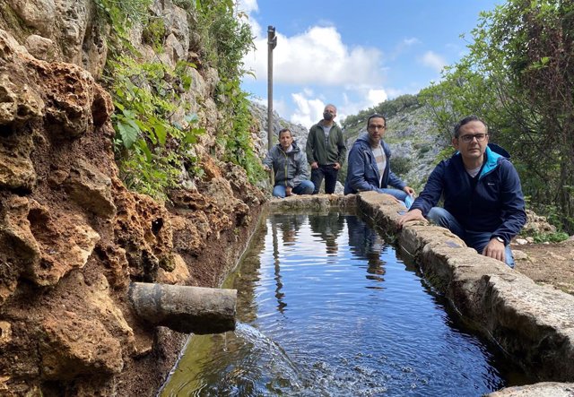La Junta restaura fuentes del patrimonio rural de Zuheros.