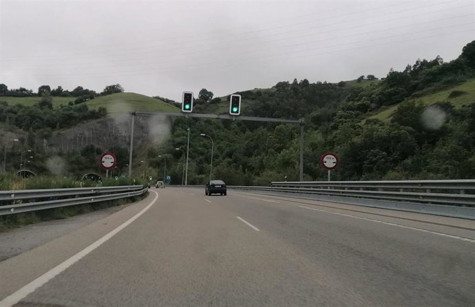 Archivo - Carreteras asturrianas, tráfico, accidentes.