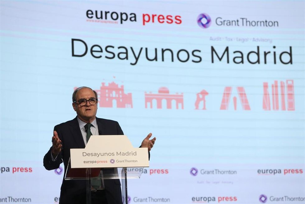 El candidato del PSOE a la Presidencia de la Comunidad de Madrid, Ángel Gabilondo, interviene en un Desayuno Madrid de Europa Press, a 19 de abril de 2021, en el Auditorio "El Beatriz Madrid", Madrid, (España). Su aparición se produce un día después del