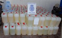 Intervenidos 4.400 litros de gasolina en el interior de un garaje en un bloque de viviendas en La Línea (Cádiz)
