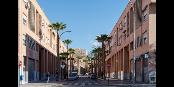 6. La Generalitat anuncia más de 2.400 viviendas públicas en los próximos cinco años para alquiler asequible
