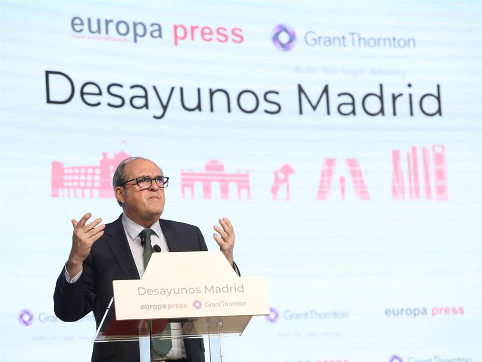 El candidato del PSOE a la Presidencia de la Comunidad de Madrid, Ángel Gabilondo, interviene en un Desayuno Madrid de Europa Press, a 19 de abril de 2021, en el Auditorio "El Beatriz Madrid", Madrid, (España)