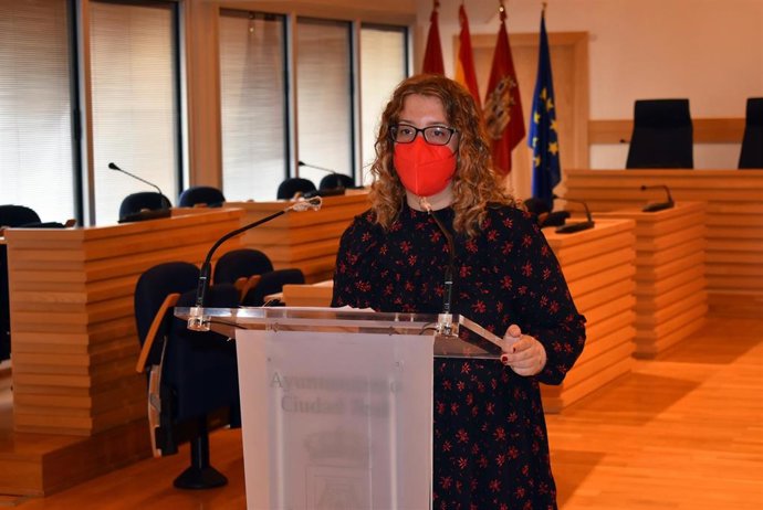 La portavoz del equipo de Gobierno, Sara Martínez, en rueda de prensa.