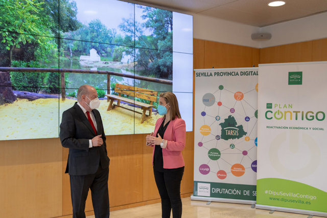 Entrevista de Villalobos y la Alcaldesa de Alcalá