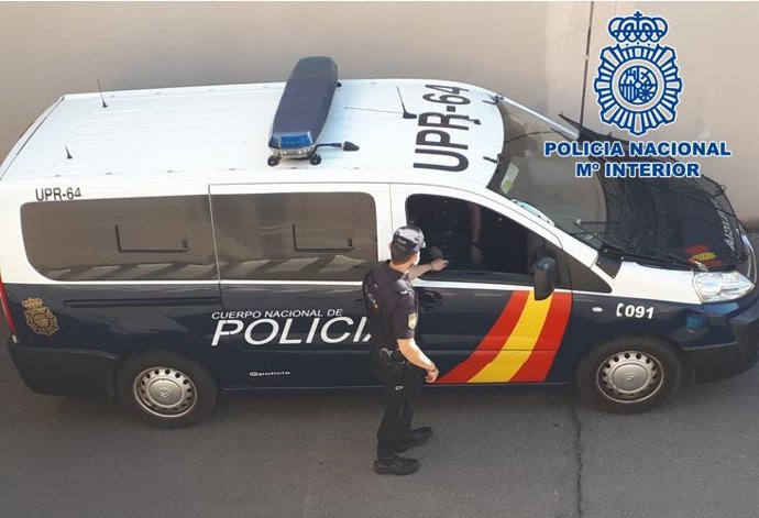 Vehículo de la Policía Nacional
