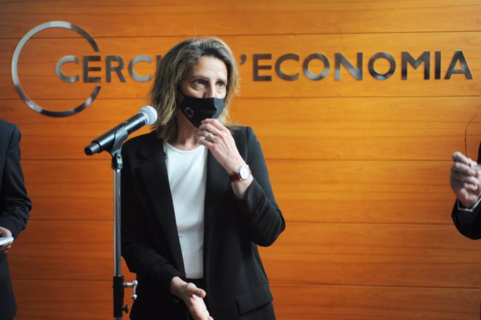 La vicepresidenta cuarta y ministra para la Transición Ecológica del Gobierno, Teresa Ribera interviene en la presentación del documento 'Green Deal: Retos y oportunidades en la transición hacia un modelo socioeconómico sostenible' del Cercle d'Economia