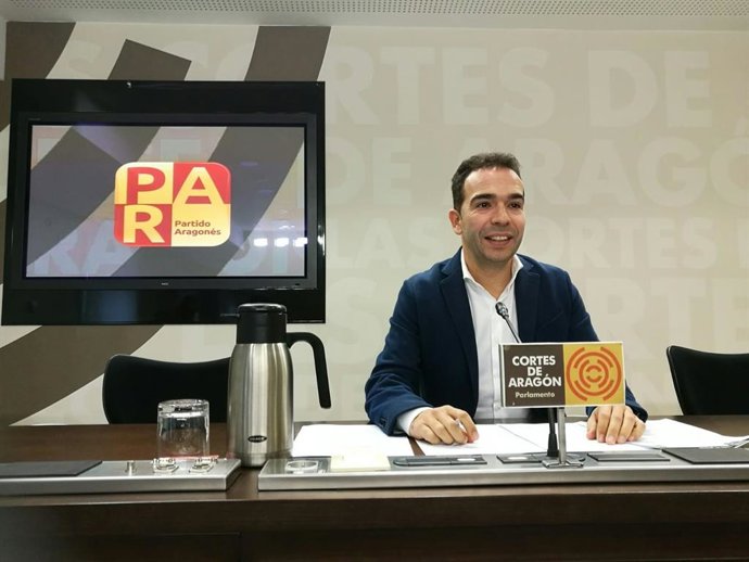 Archivo - El portavoz del Partido Aragonés (PAR) en las Cortes de Aragón, Jesús Guerrero.