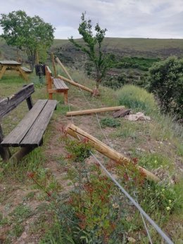 Vandalismo en el mirador del Castillo