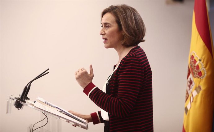 La portavoz del PP en el Congreso de los Diputados, Cuca Gamarra, interviene en una rueda de prensa anterior a una Junta de Portavoces convocada en el Congreso de los Diputados, a 13 de abril de 2021, en Madrid, (España).