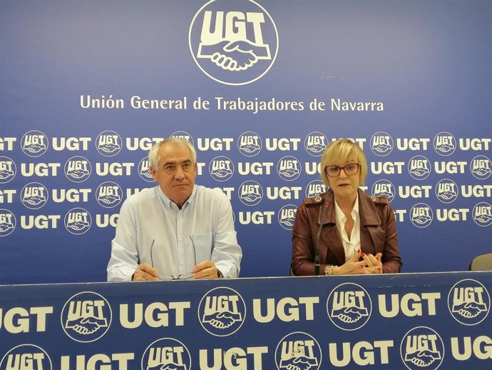 Archivo - Jesús Santos y Marisol Vicente, de UGT de Navarra