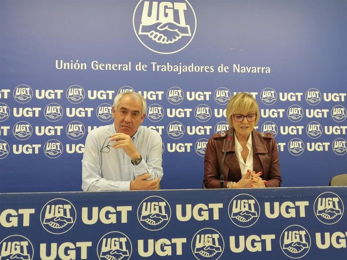 Archivo - Jesús Santos y Marisol Vicente, de UGT de Navarra