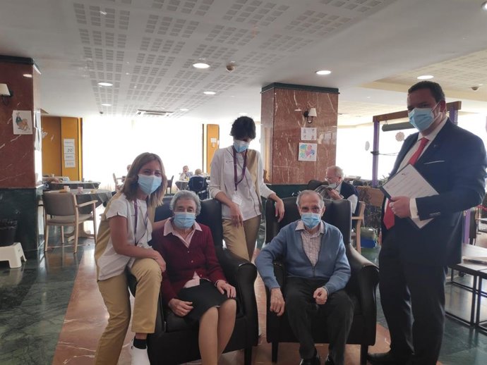 El Copcyl reclama la presencia de psicólogos en los centros de mayores.