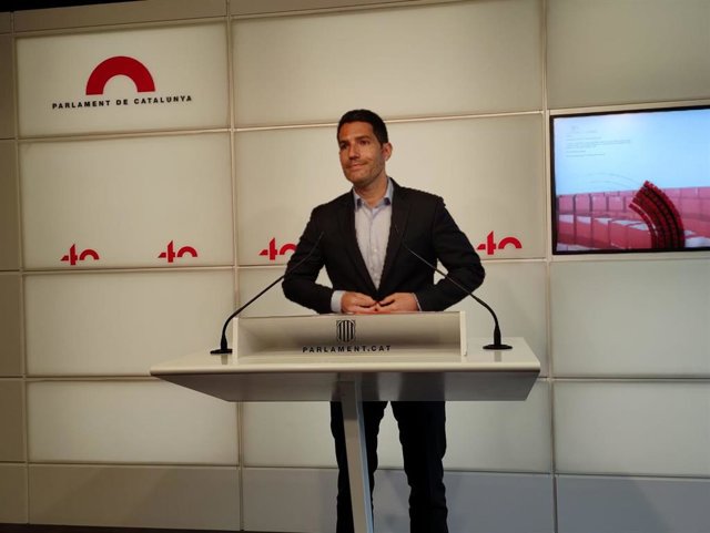 El diputado de Cs en el Parlament Nacho Martín Blanco en rueda de prensa en el Parlament el 20 de abril de 2021