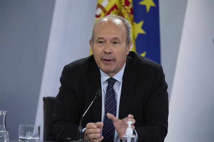 El ministro de Justicia, Juan Carlos Campo, interviene en una rueda de prensa, a 20 de abril de 2021, en el Palacio de la Moncloa, Madrid, (España). Durante la rueda de prensa han informado sobre las medidas aprobadas en la reunión del Consejo de Minist