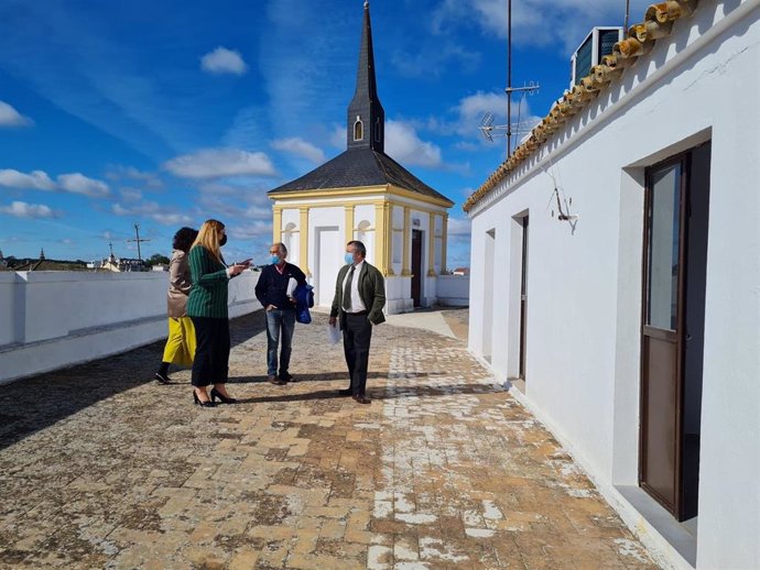 Visita del delegado de Administración Local a Valverde del Camino (Huelva).
