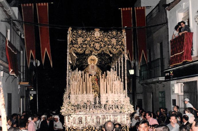 Procesión extraordinaria de la Virgen de la Soledad de Alcalá del Río