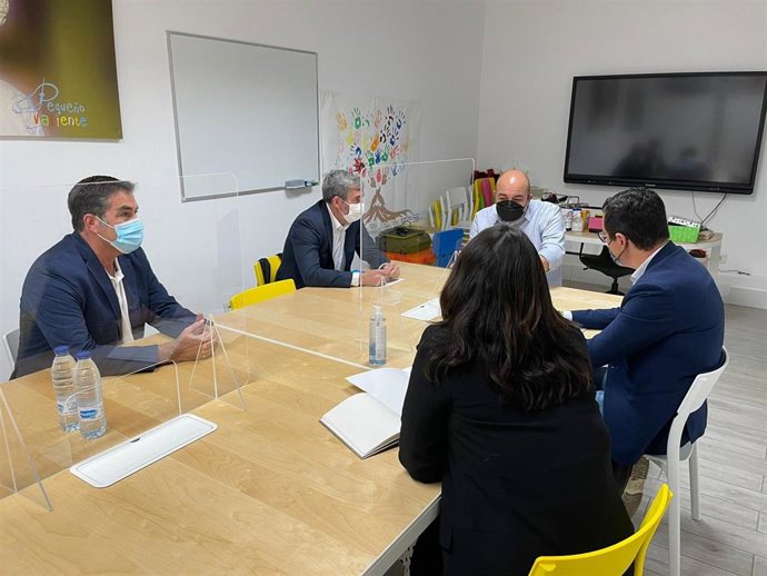 Reunión de representantes de CC con miembros de la Asociación Pequeño Valiente