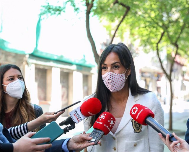 Imagen de recurso de la vicealcaldesa de Madrid, Begoña Villacís, respondiendo a los medios.