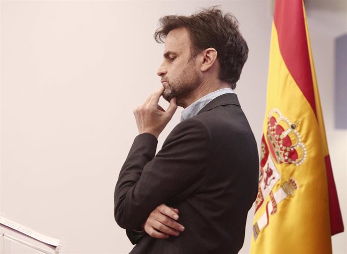El presidente del grupo parlamentario de Unidas Podemos en el Congreso, Jaume Asens, en una rueda de prensa anterior a una Junta de Portavoces, a 20 de abril de 2021, en el Congreso de los Diputados, Madrid, (España).