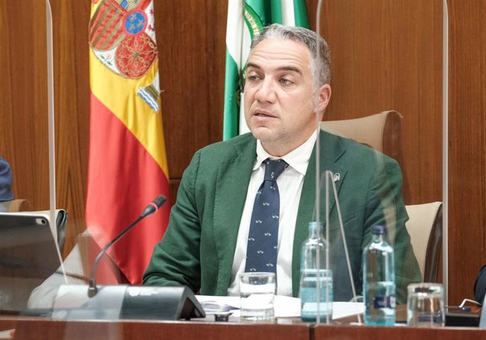 El consejero de la Presidencia, Administración Pública e Interior de la Junta de Andalucía, Elías Bendodo comparece en comisión parlamentaria.