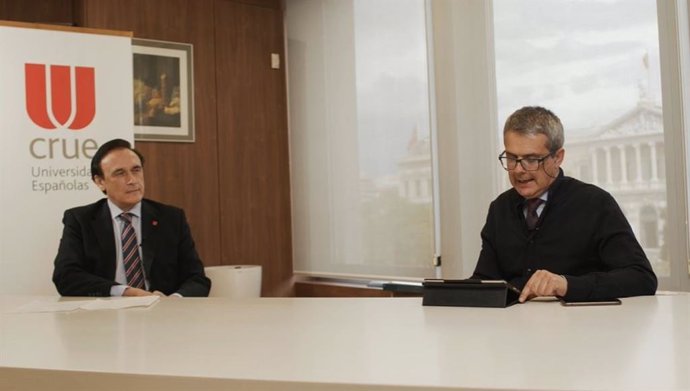 El presidente de Crue Universidades Españolas, José Carlos Villamandos, en la inauguración de las Jornadas de 'Puertas Abiertas Universitarias' del Grupo Siena Educación