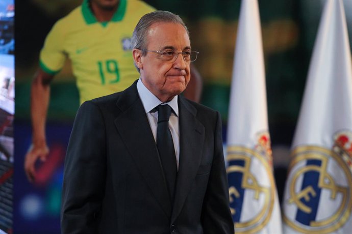 Archivo - MADRID, SPAIN - JANUARY 18: Florentino Perez, president of Real Madrid during Reinier Jesus Carvalho presentation as a new Real Madrid CF player at Santiago Bernabéu on January 18, 2020 in Madrid, Spain.