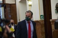 Vox ve "totalitarismo" y "censura" en las denuncias contra sus carteles sobre menores inmigrantes