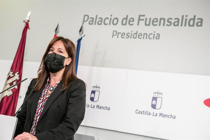 La consejera de Igualdad y portavoz del Gobierno regional, Blanca Fernández, comparece en rueda de prensa en el Palacio de Fuensalida, para informar sobre los acuerdos del Consejo de Gobierno.