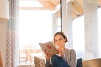 6 consejos oftalmológicos para disfrutar de tus libros en papel o en digital