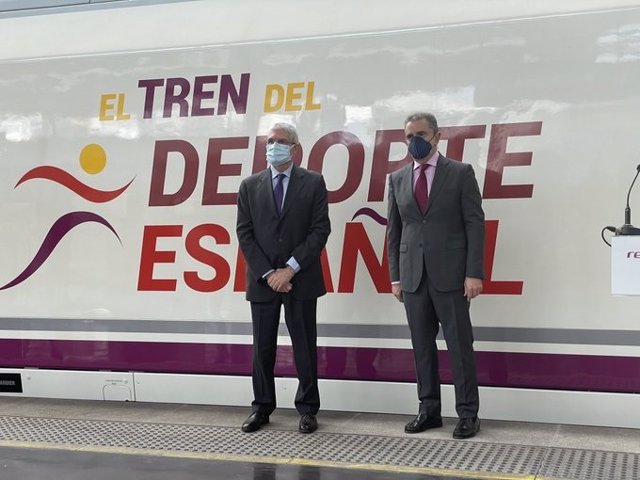 El presidente del CSD Franco anuncia que los olímpicos españoles para Tokyo se vacunarán "con absoluta seguridad".