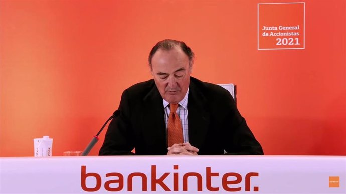 El presidente de Bankinter, Pedro Guerrero, en la Junta General Ordinaria de Accionistas 2021.