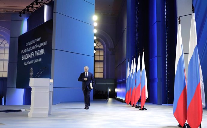 HANDOUT - 21 April 2021, Russia, Moscow: Russian Presidtnt Vladimir Putin arrives to deliver his annual State of the Nation address at the Moscow Manege. Photo: -/Kremlin /dpa - ATTENTION: editorial use only and only if the credit mentioned above is ref