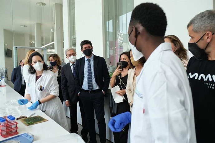 El vicepresidente de la Junta de Andalucía, Juan Marín, visita el centro Kimitec de Vícar (Almería)