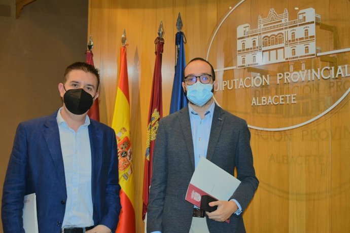 El presidente de la Diputación de Albacete, Santi Cabañero, y el vicepresidente, Fran Valera