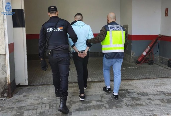 La Policía Nacional detiene a un hombre por robar bicicletas en Palma.