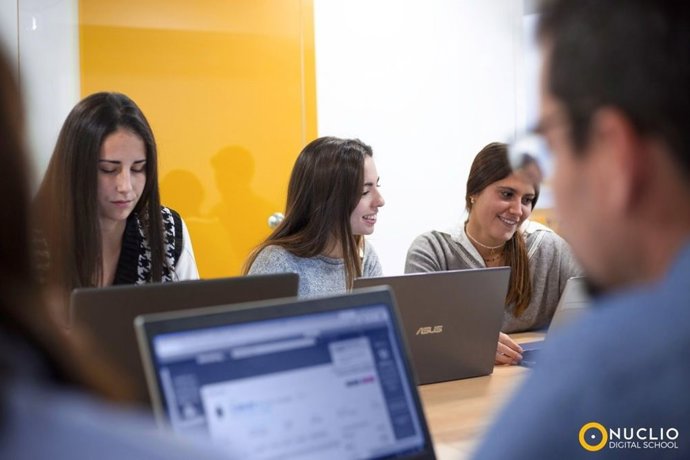 Alumnos de Nuclio Digital School