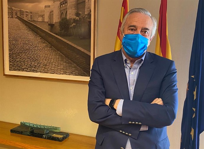 El presidente de las Cortes de Aragón, Javier Sada