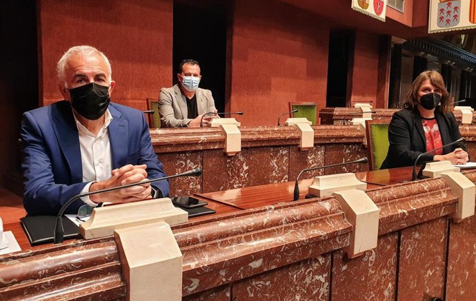 El viceportavoz del Grupo Parlamentario Socialista Alfonso Martínez Baños