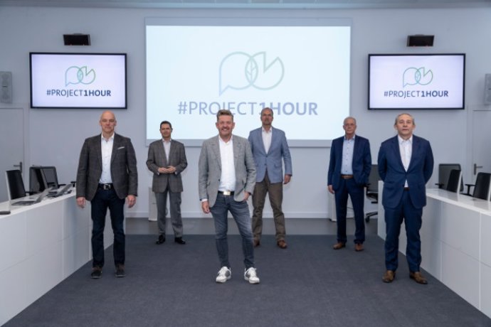 Unos 15.000 empleados de Seat paran una hora para concienciar sobre el cambio climático