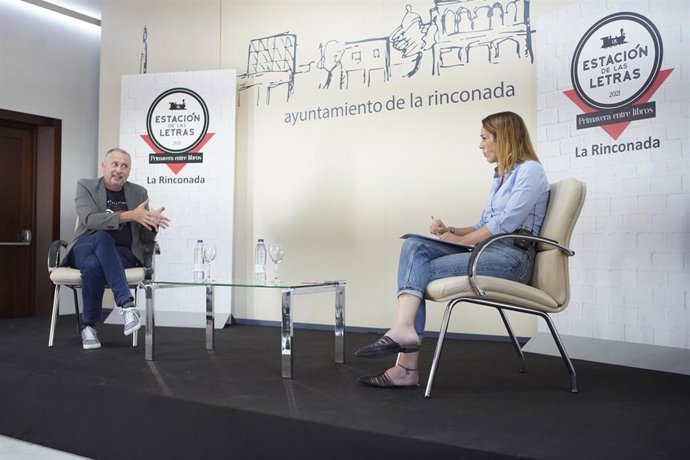 Fermín Cabanillas presenta su libro en la Estación de las Letras
