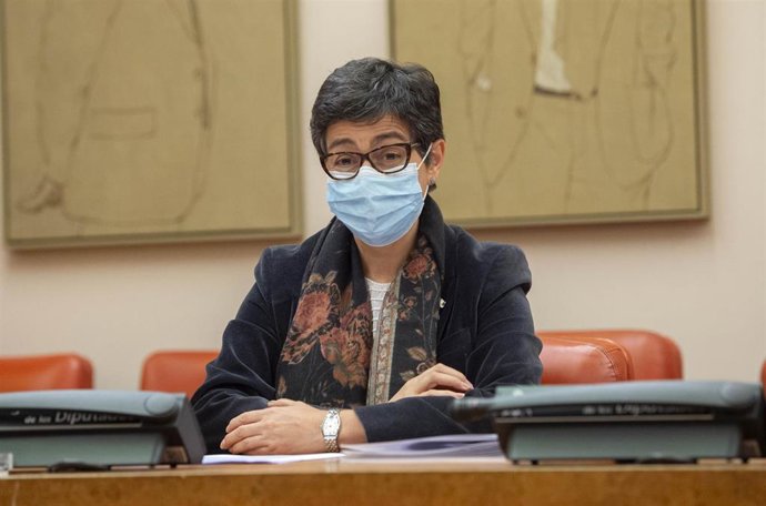 La ministra de Asuntos Exteriores, Unión Europea y Cooperación, Arancha González Laya, a su llegada a la Comisión de Asuntos Exteriores, en el Congreso de los Diputados, a 22 de abril de 2021, en Madrid (España). 