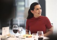 Monasterio asegura que Gabilondo se "disfraza con piel de cordero" y que el PSOE dará sus votos al "comunismo"