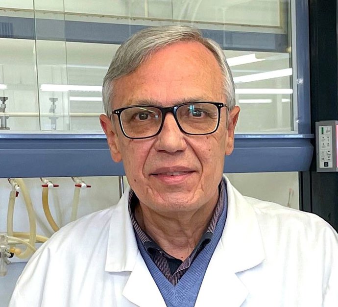 El profesor Jose Ramon Pedro