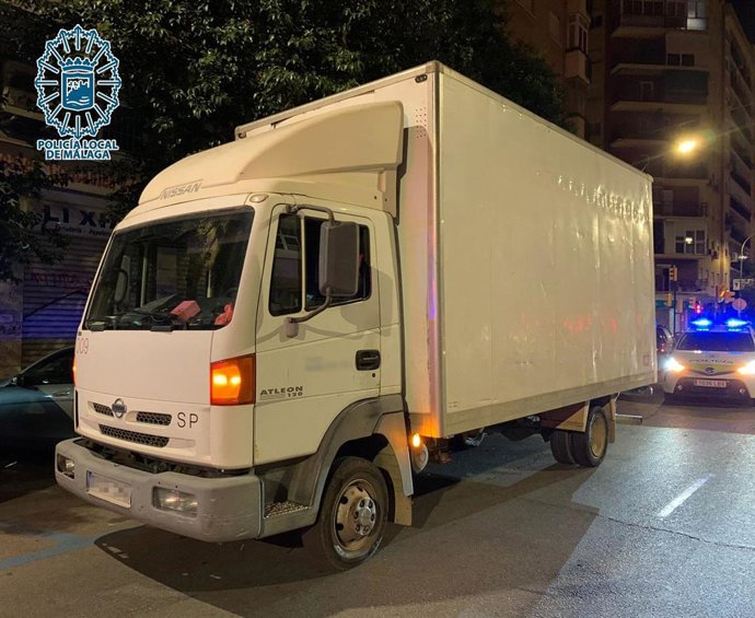 El camión en el que iba el fugitivo buscado por la justicia por abusos y agresiones sexuales a menores