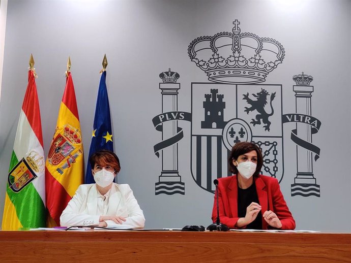 La delegada del Gobierno en La Rioja, María Marrodán, junto a la directora territorial de Inspección de Trabajo y Seguridad Social en La Rioja, Lucía Moreno, en comparecencia de prensa