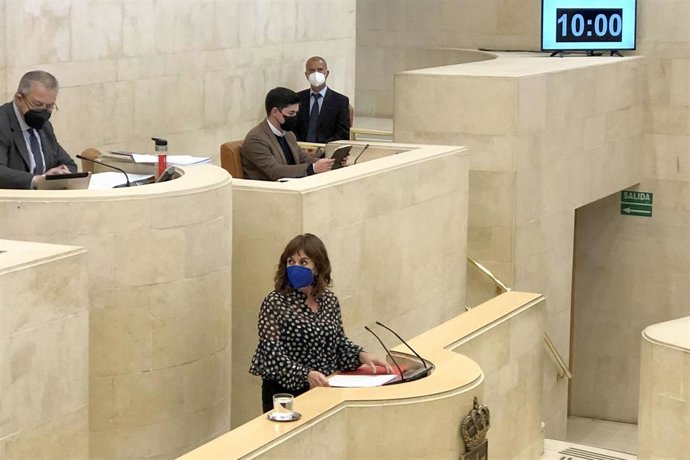 Consejera de Empleo en el Parlamento